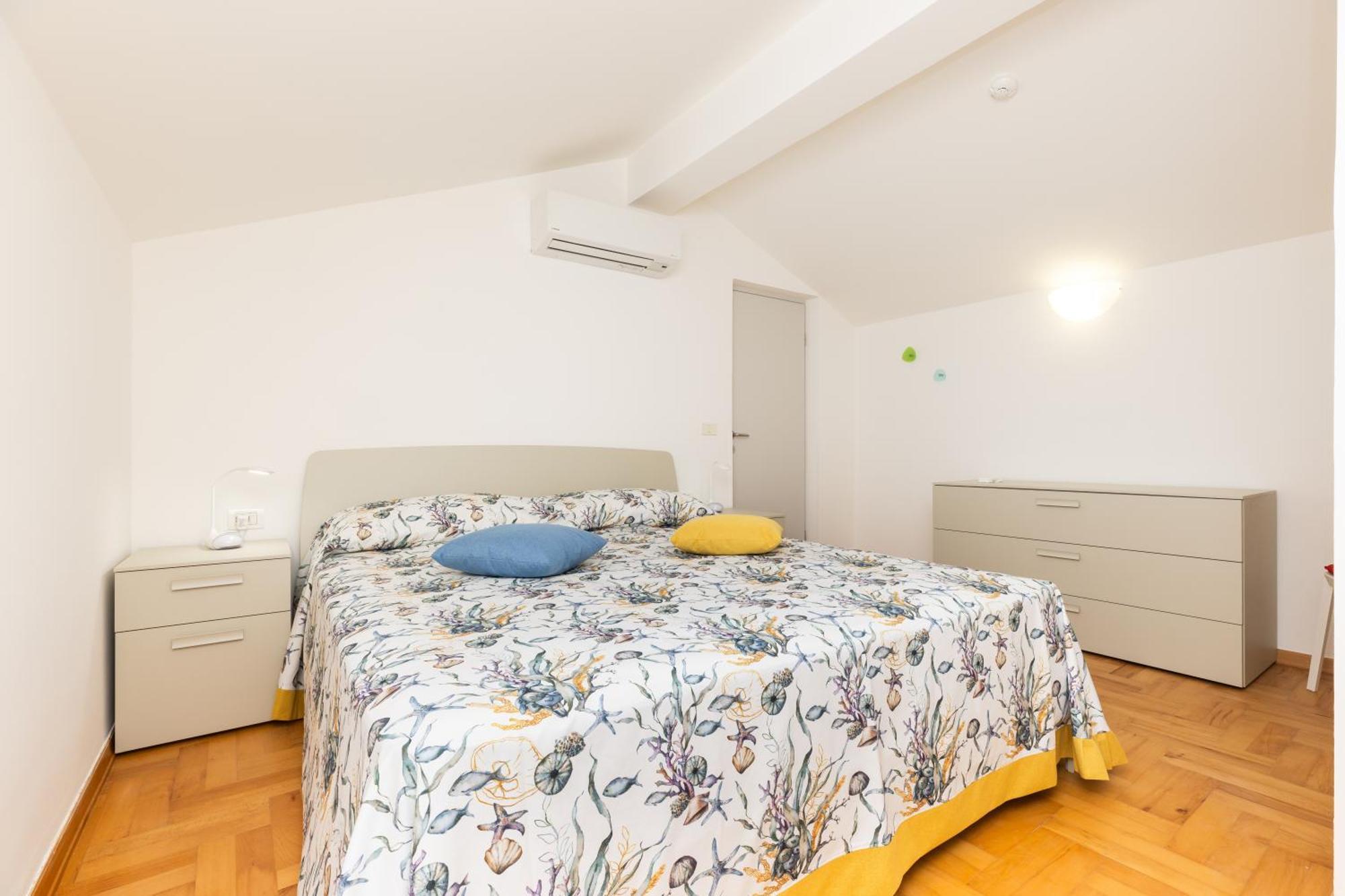 Velo Jedro Apartmani Punta Veli Lošinj Kültér fotó